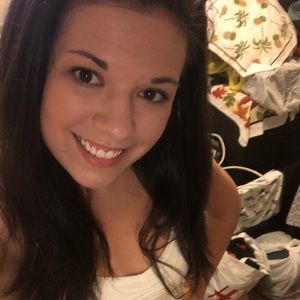 Meet your Posher, Alexandra